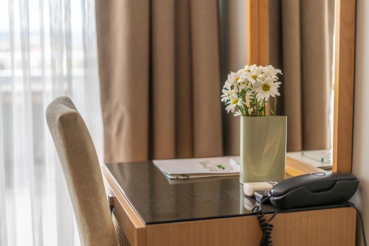 Viva La Vita Hotel 伊兹密尔 外观 照片