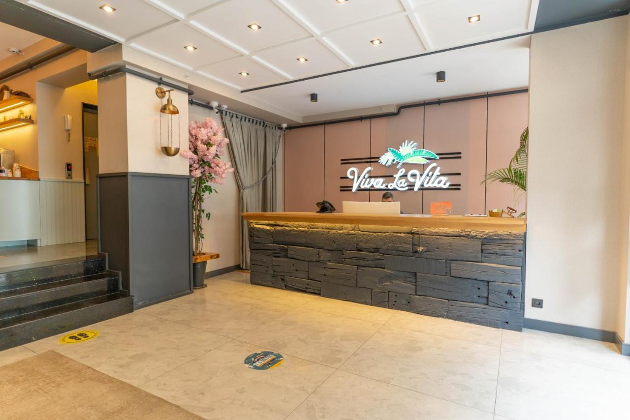 Viva La Vita Hotel 伊兹密尔 外观 照片